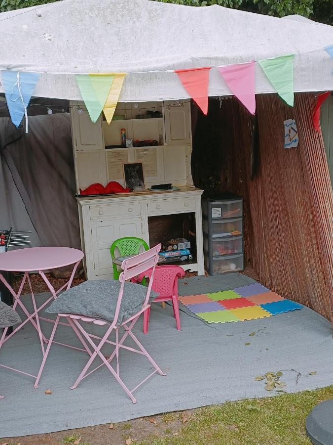 The White Dove Bed And Breakfast With Glamping Newark Showground ภายนอก รูปภาพ
